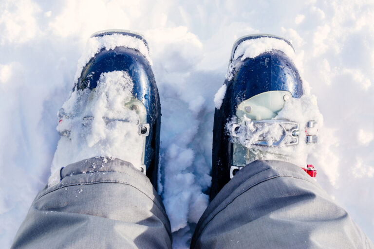 Choosing The Right Cleats For Ice A Buyer's Guide